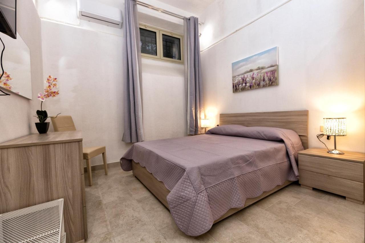Garden House: Apartments And Rooms For Holidays 巴勒莫 外观 照片